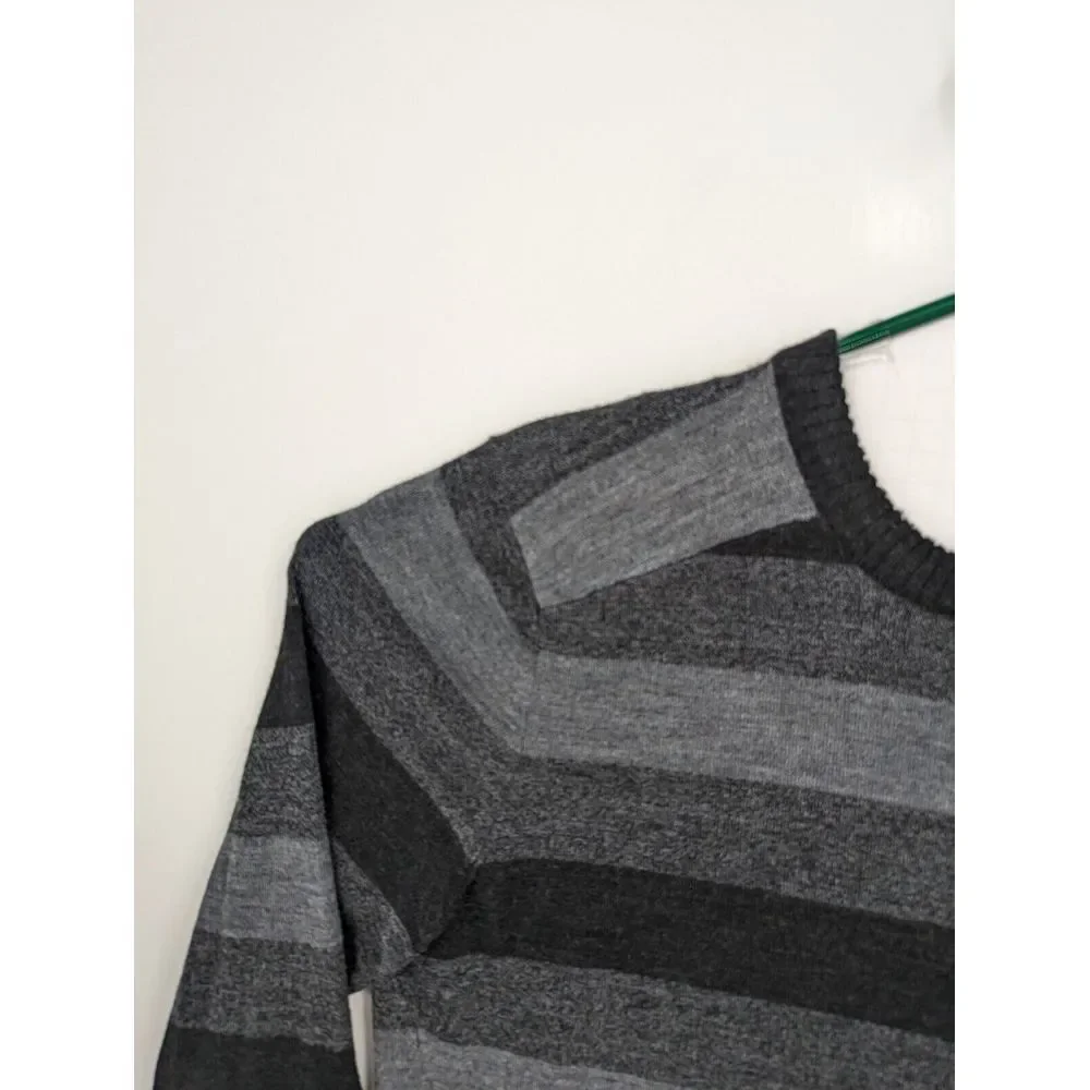 Smartwool Men's Wool Blend Black Gray Striped Crewneck Sweater, Medium EXCELLENT